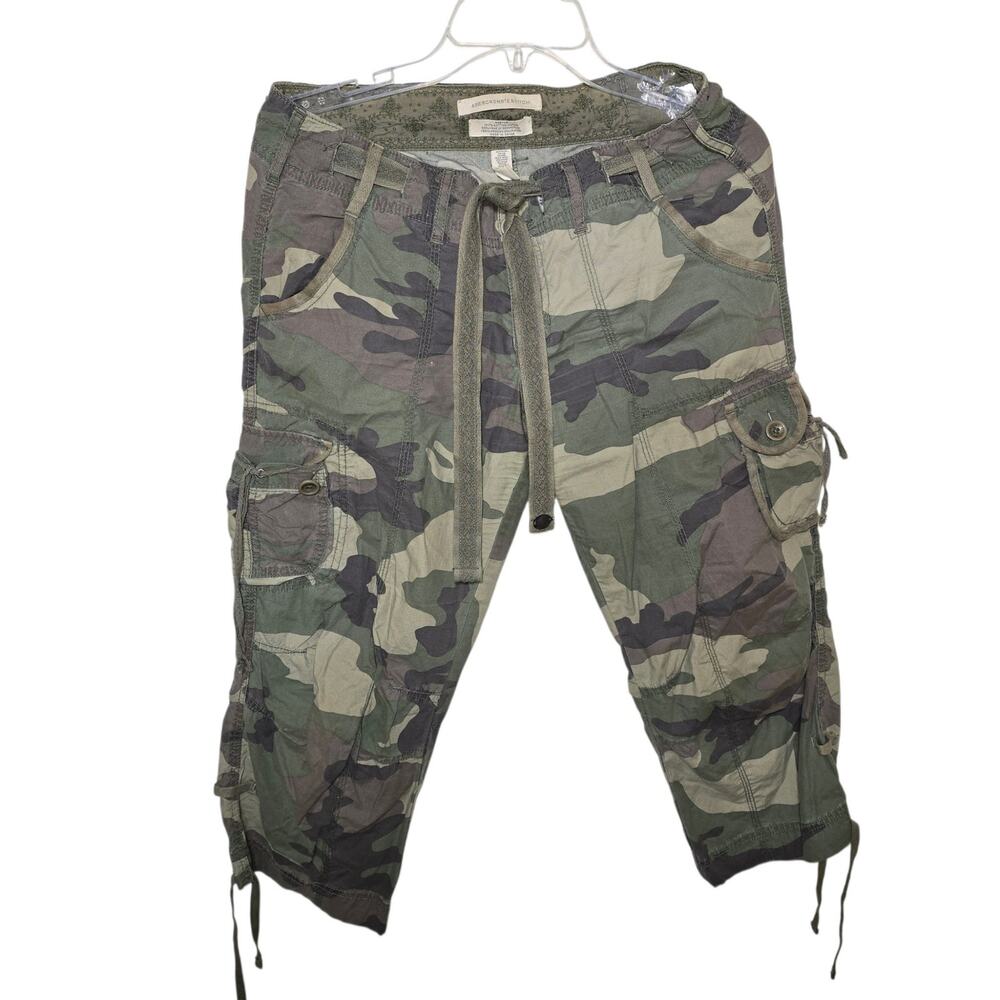 Vintage Abercrombir &Fitch Womens Capri Cargo Army Green Camo Pants Excellent